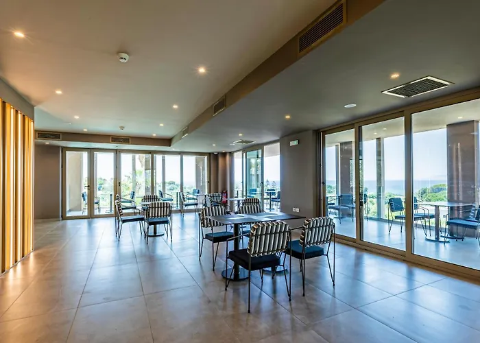 White Olive Premium Lindos Otel 4*