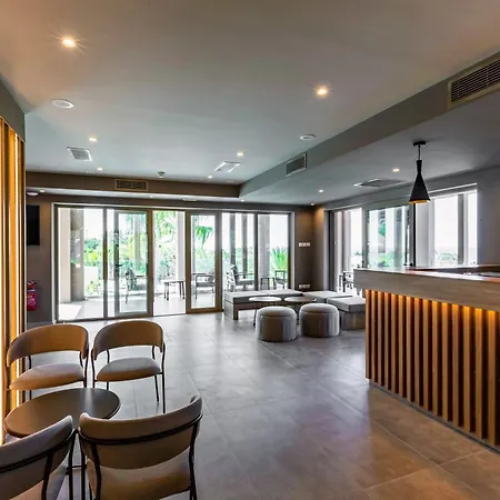 White Olive Premium Lindos Hotel