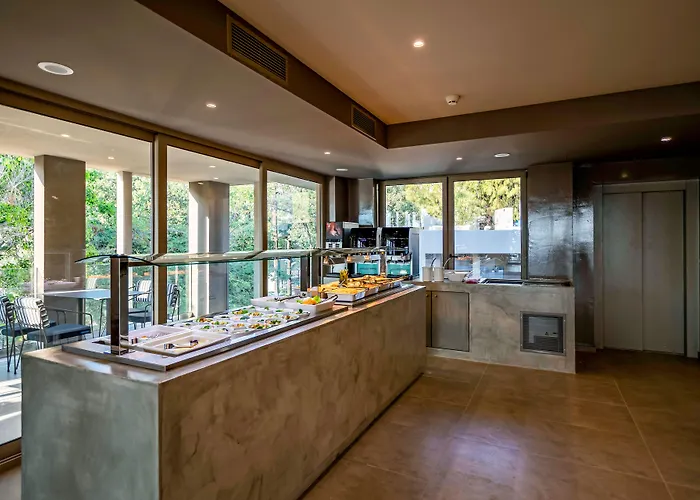 Hotel White Olive Premium Lindos 4*