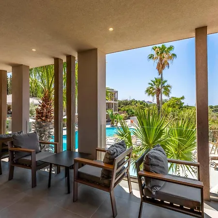 Otel White Olive Premium Lindos